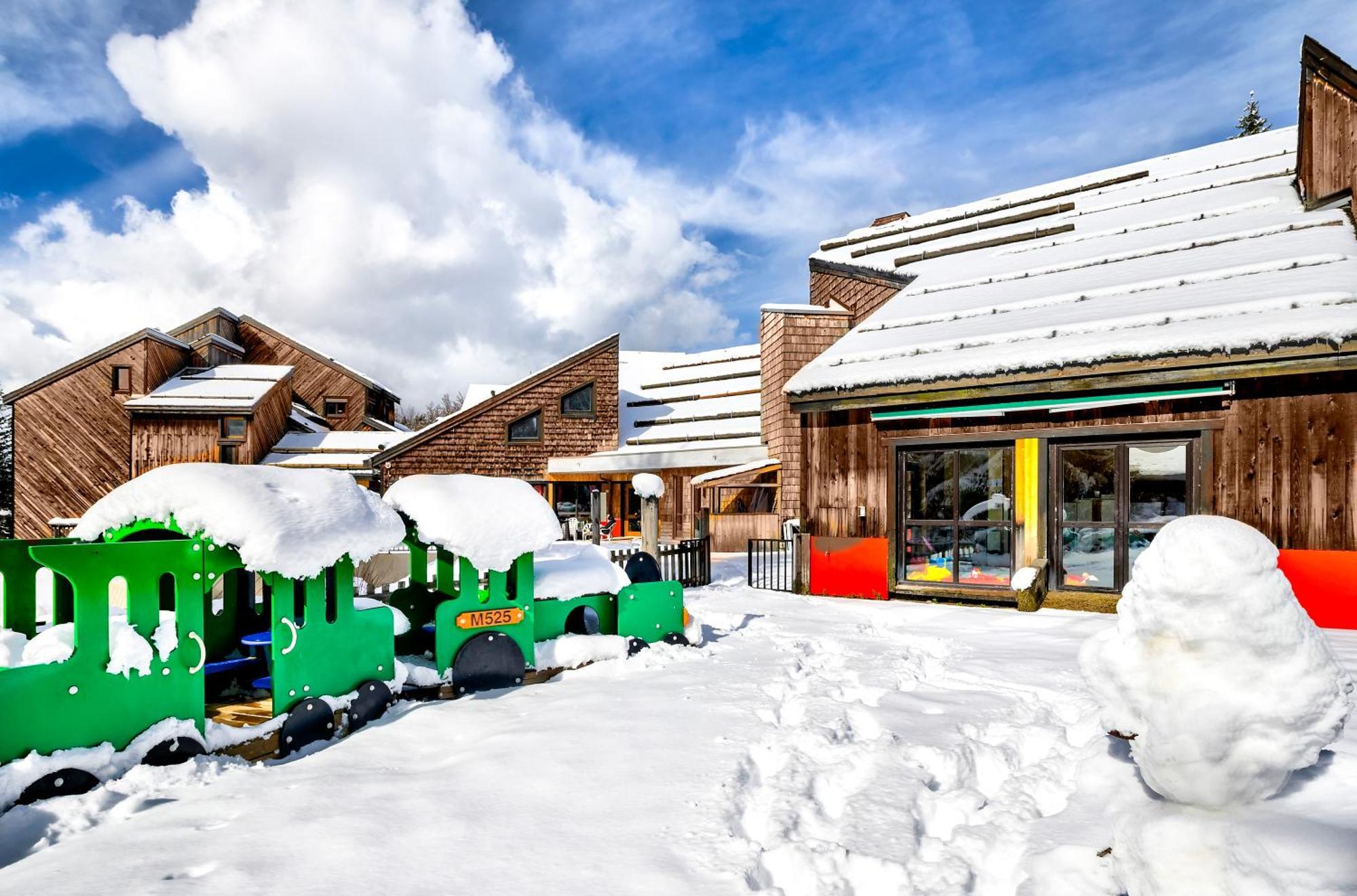 Village Club Les Tavaillons Les Carroz d'Araches Exterior photo
